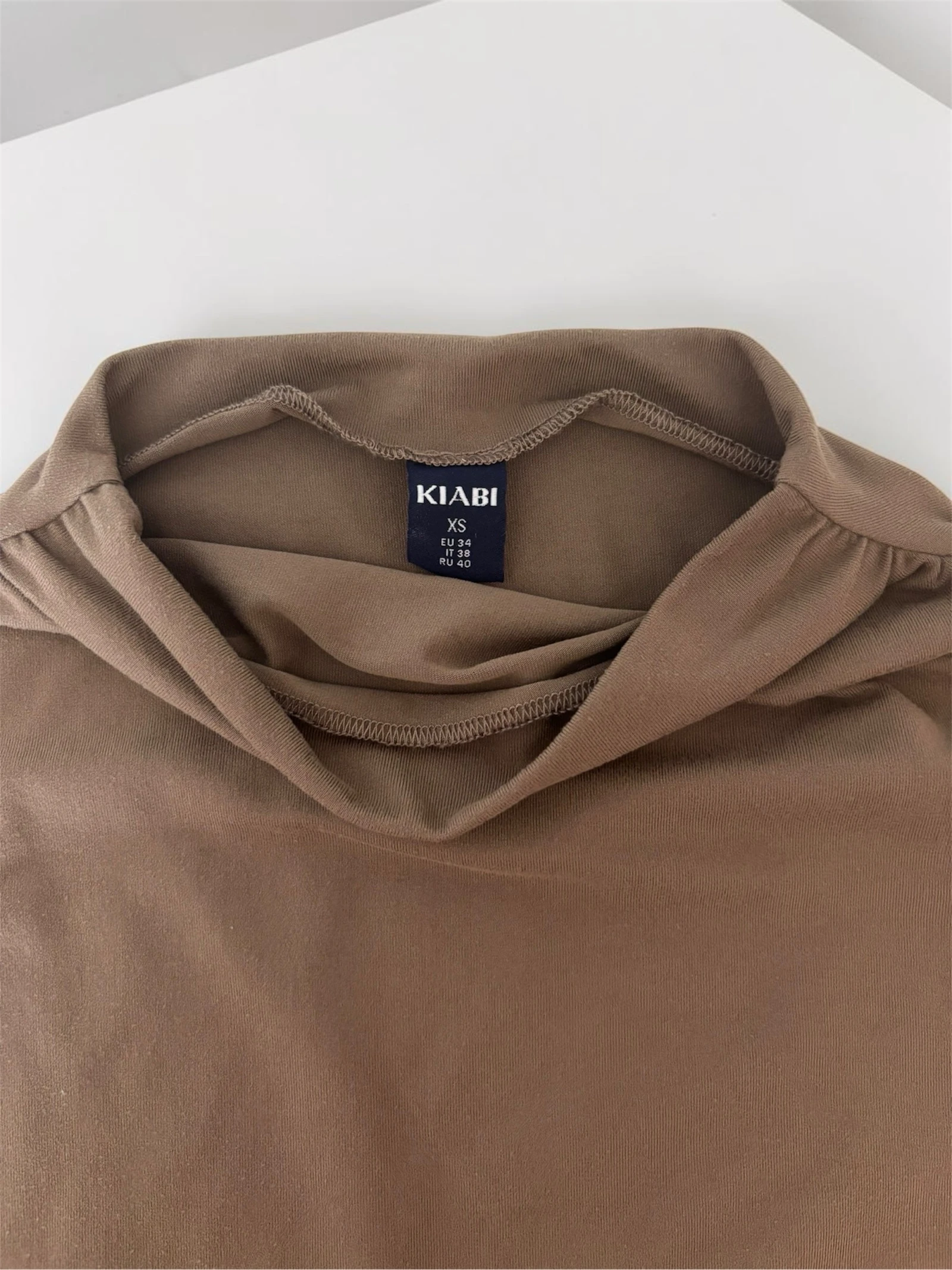 Chocolate brown turtleneck sweater / Y2K draped style – photo 2